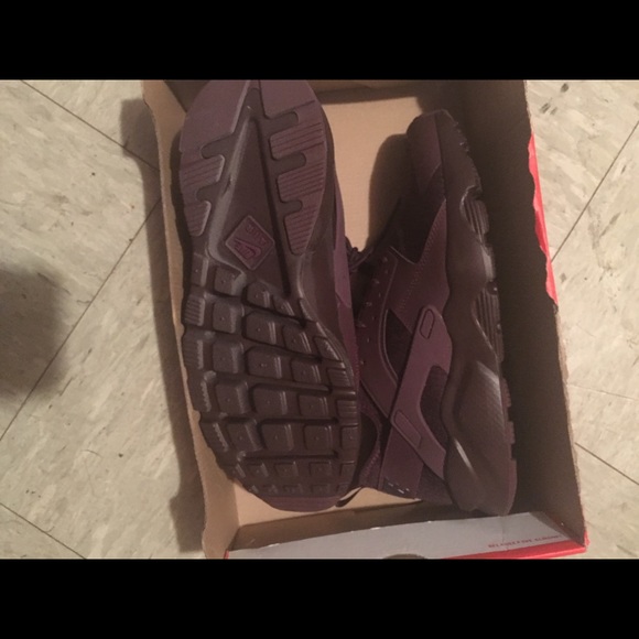 Nikesz 10.5 - Picture 1 of 2